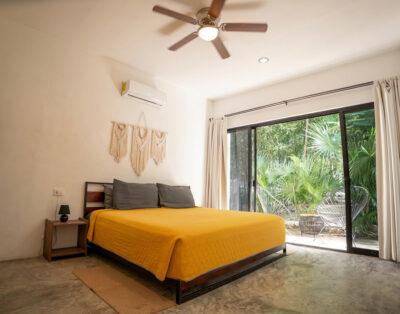 Spacious 3BR/2BA apt. Perfect for a family retreat